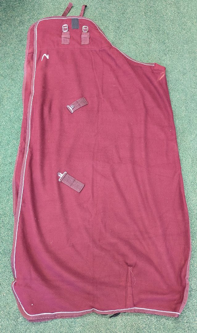 USED Fleece Cooler 69” Red/Silver