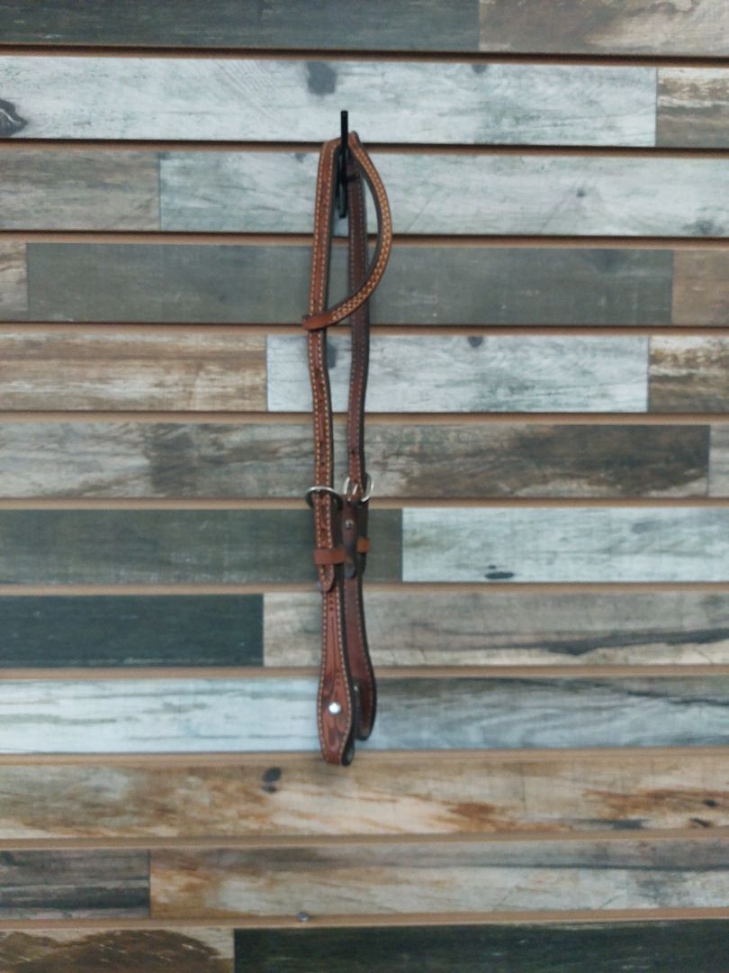 USED Tooled One Ear Horse Medium Oil