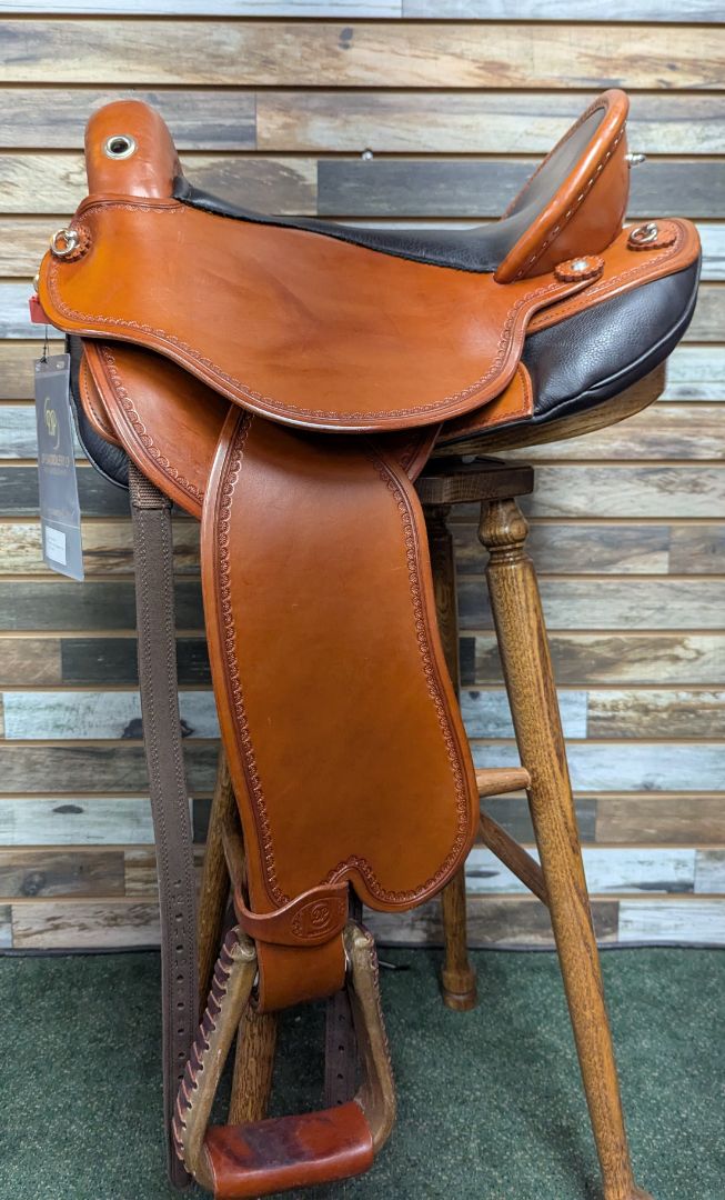 USED DP Saddlery 1214 Quantum Short & Light Saddle 15" Medium Oil