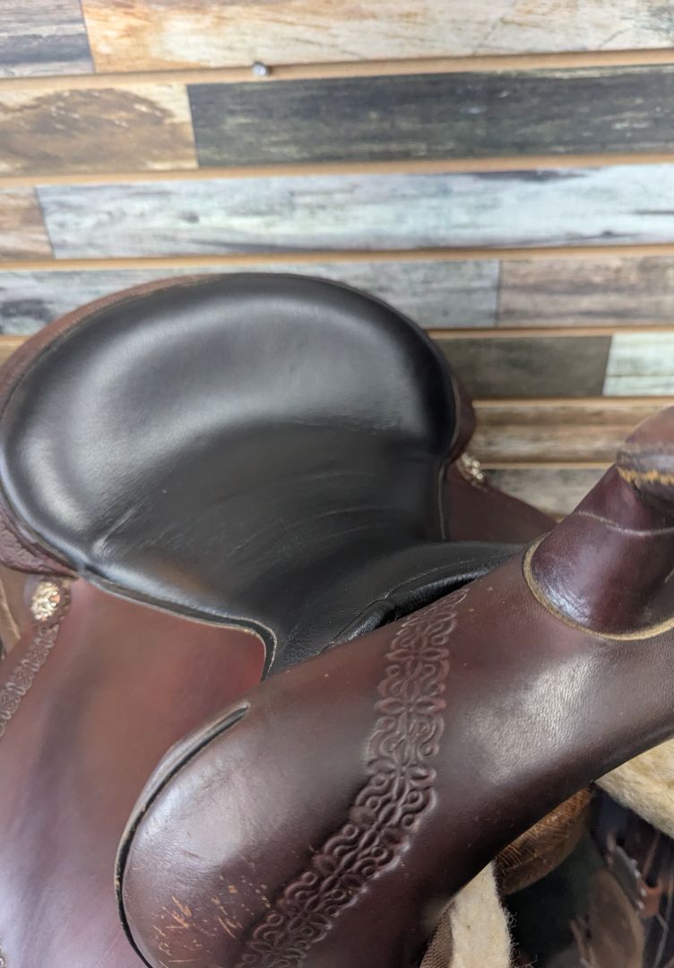 USED High Horse (Circle Y) High Horse Partically Synthetic 16" 7" Gullet Brown