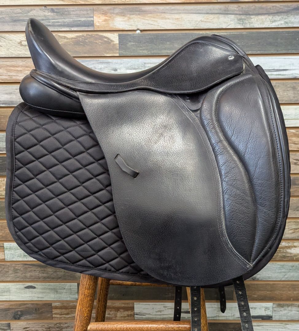 USED Loxley Dressage Saddle w/ Cover 18" Black
