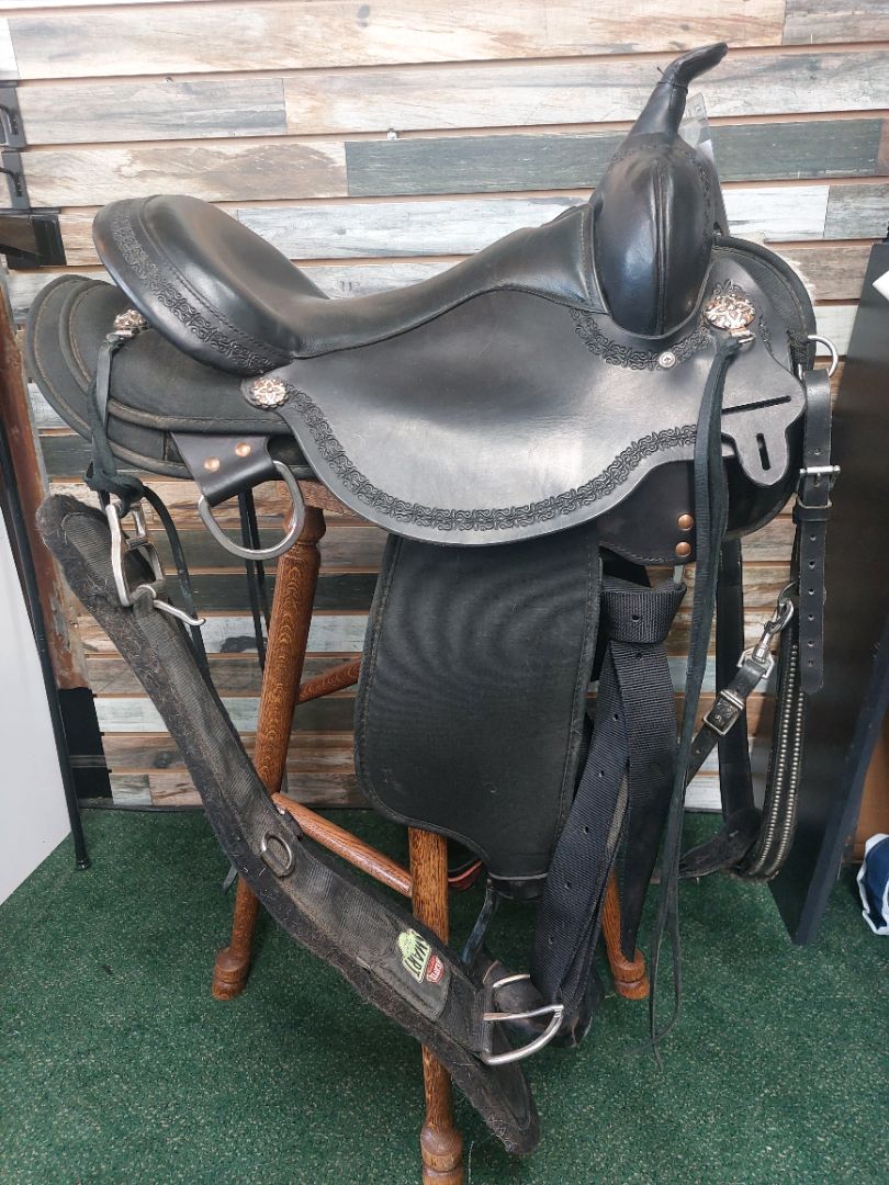 USED Circle Y High Horse 16" Black