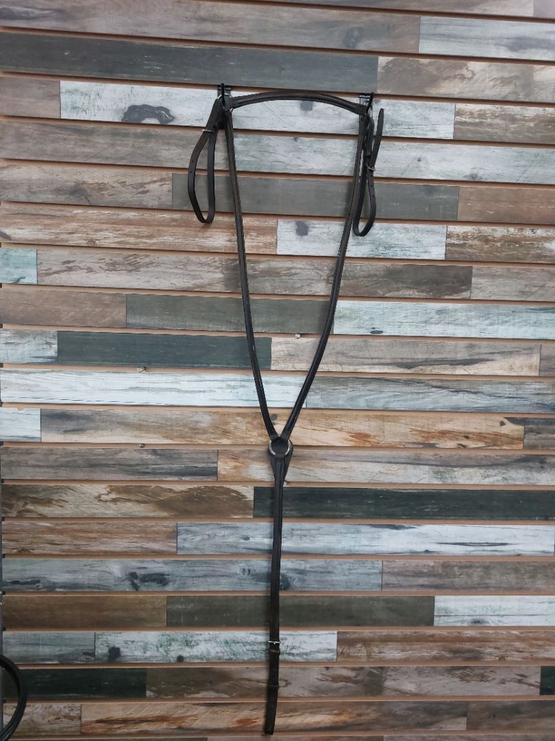 USED Golden Horseshoe Equestrian English Breastplate Horse Dark Oil