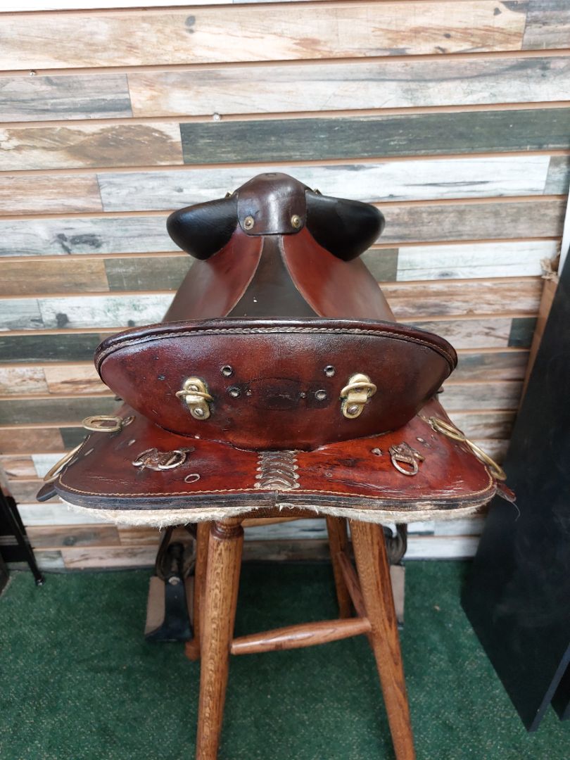 USED The Australian Stock Saddle Co Australian Saddle 14 1/2" Dark Oil