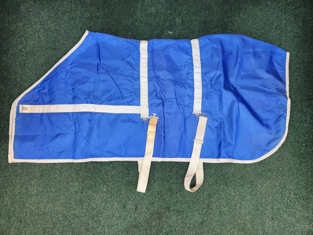 USED E.Z. Sensenig & Son Storm Sheet 70" Blue & White