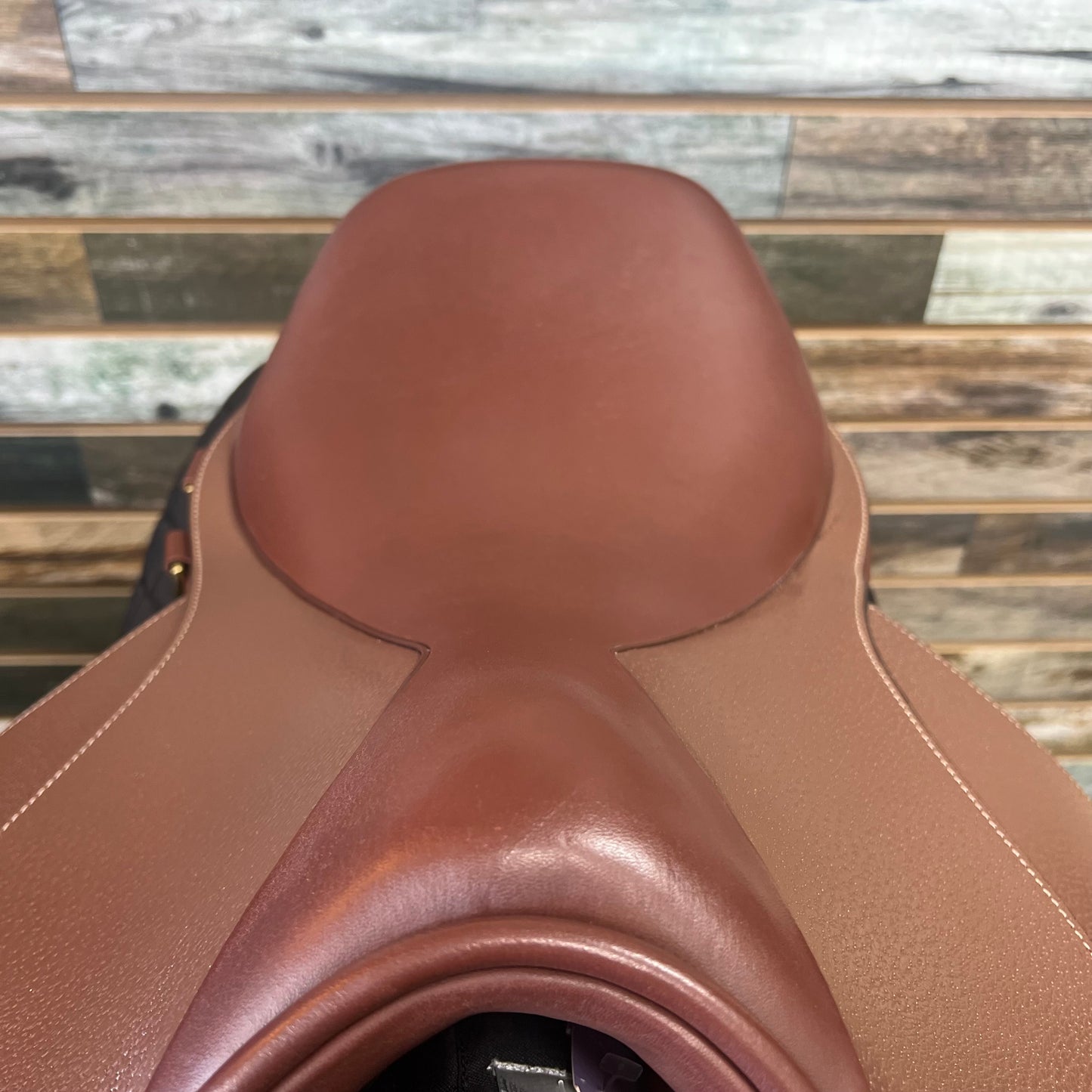 Kincade Leather Close Contact Saddle 17.5"