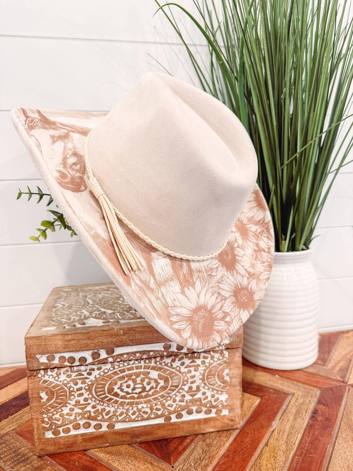 Engraved Sunflower Horse Hat