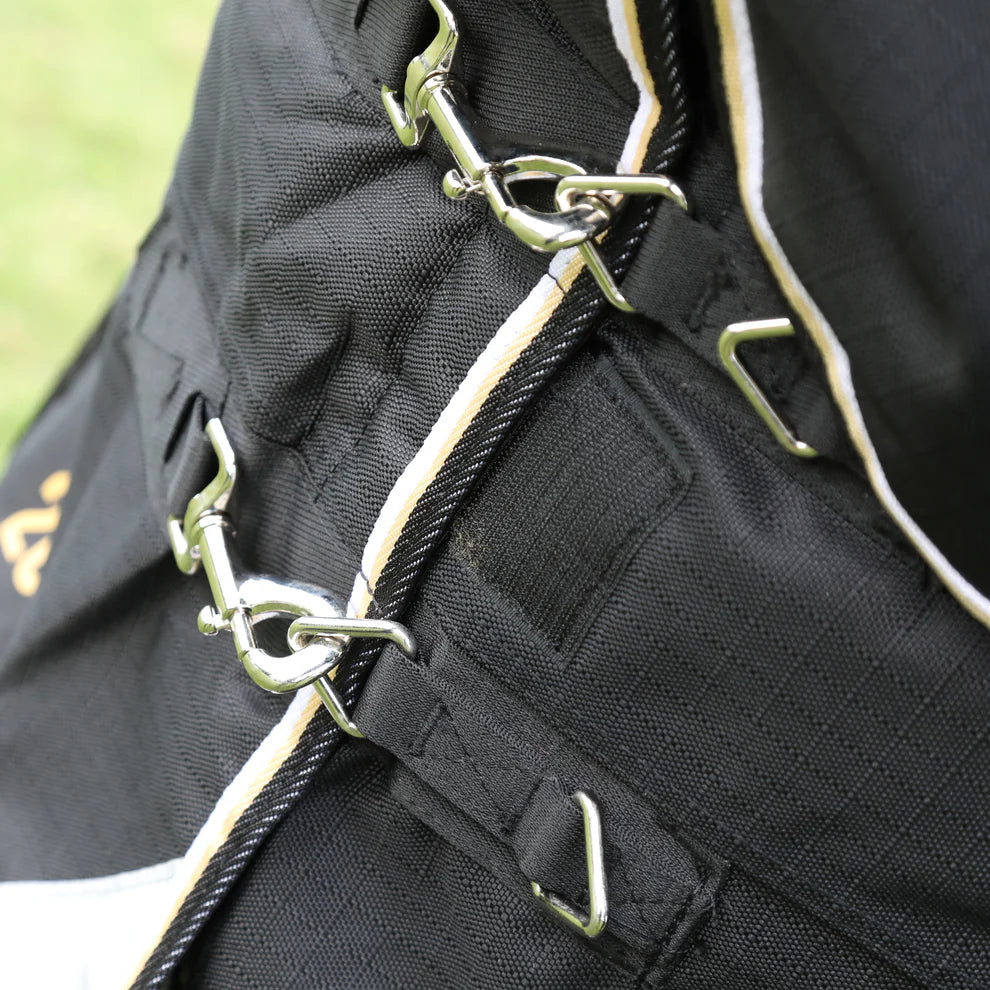 Highlander Plus 200 Turnout Rug Black/Gold