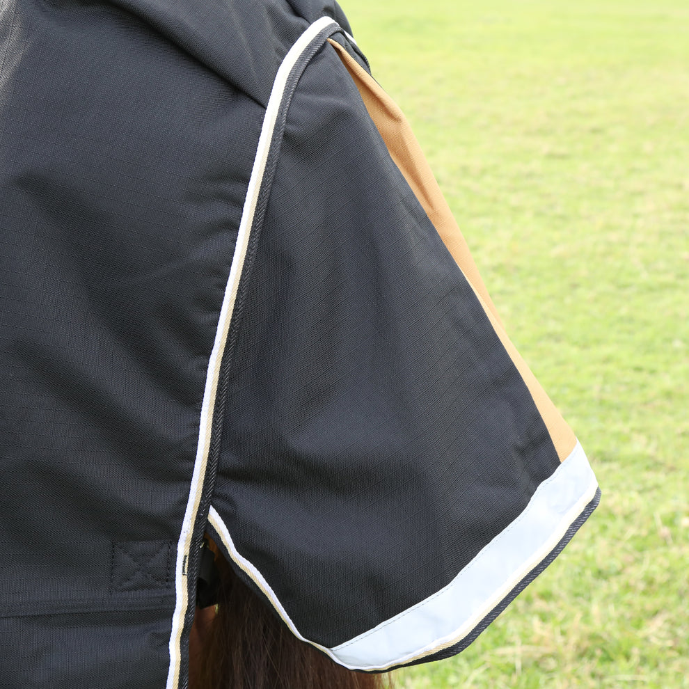 Highlander Plus 200 Turnout Rug Black/Gold