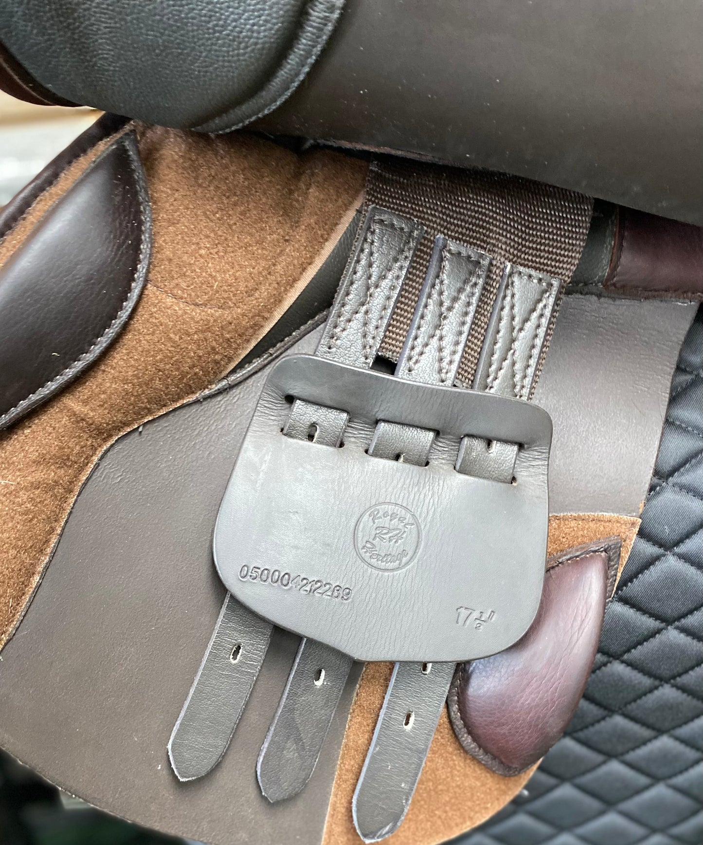 Remy Pro Jump Saddle 17.5"