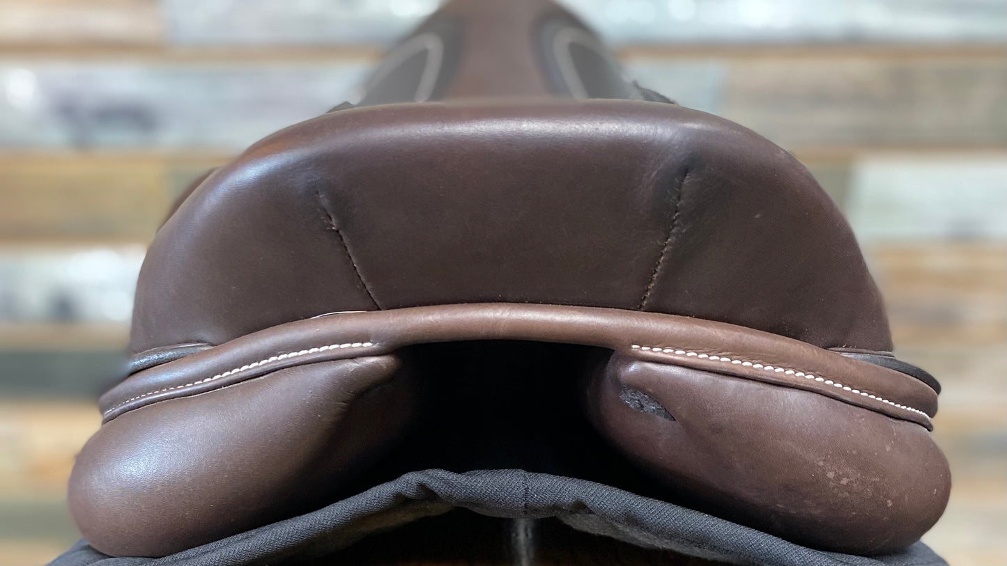 Ovation Explorer Saddle