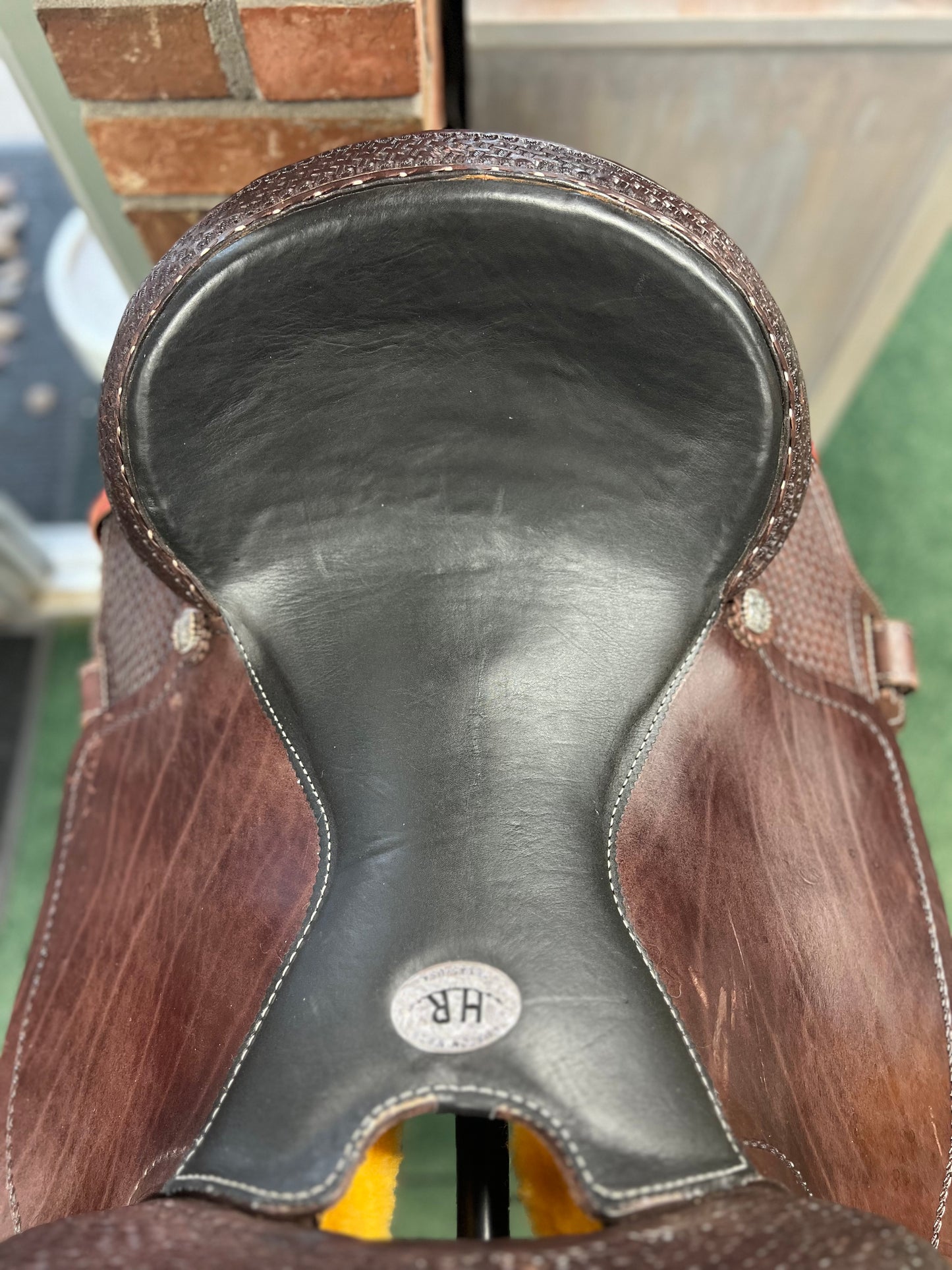 HR Trail Saddle 16"