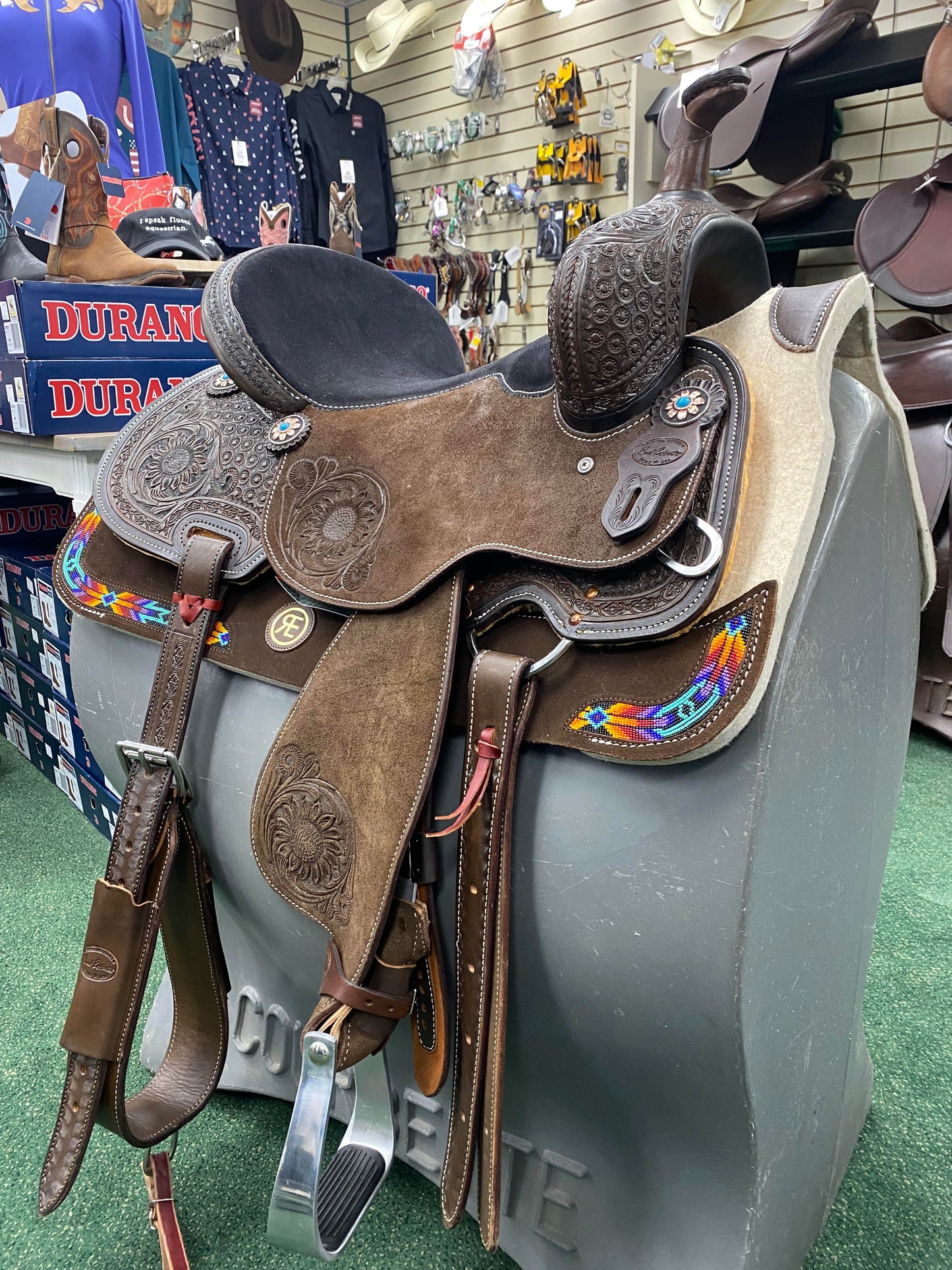 HR Barrel Saddle 16"