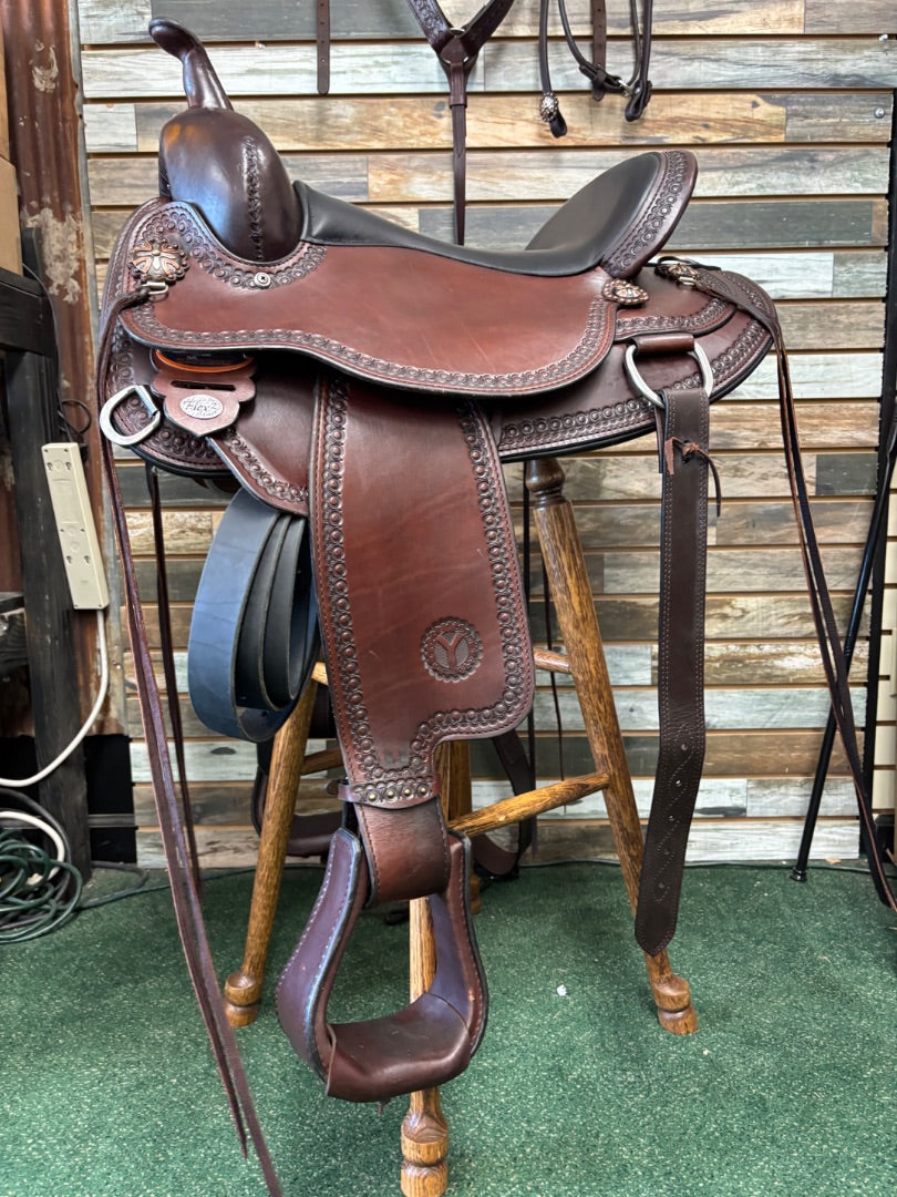 USED Circle Y Copper Mine Flex2 Trail-Copper 16" Walnut