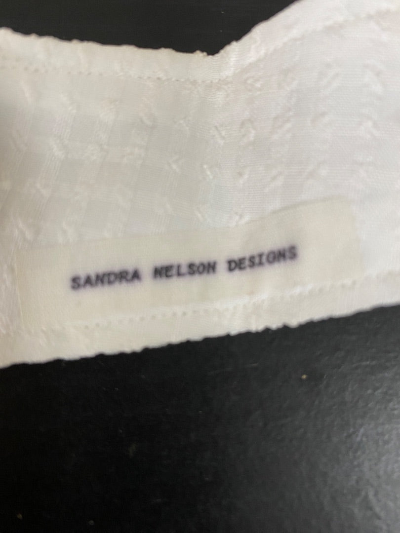 USED White Ruffled Stock Tie with Stock Pin