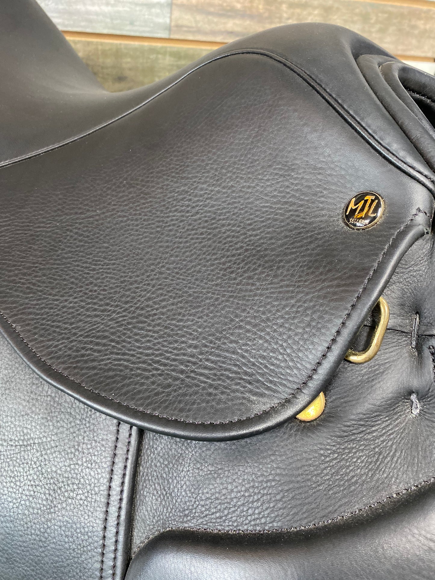 Marcel Toulouse Aachen Dressage Saddle Genesis™ Adjustable Tree™ 17.5"