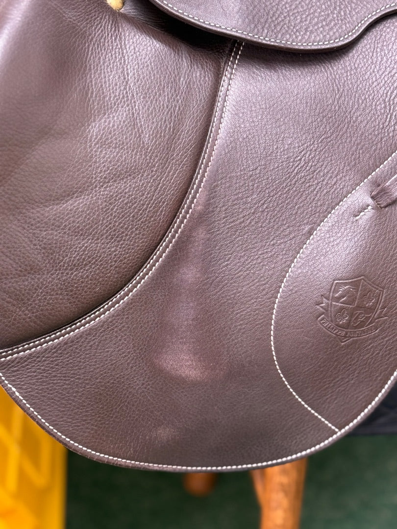 USED Philippe Fontaine Lyon H/J Saddle | 17" Seat, 6" Gullet