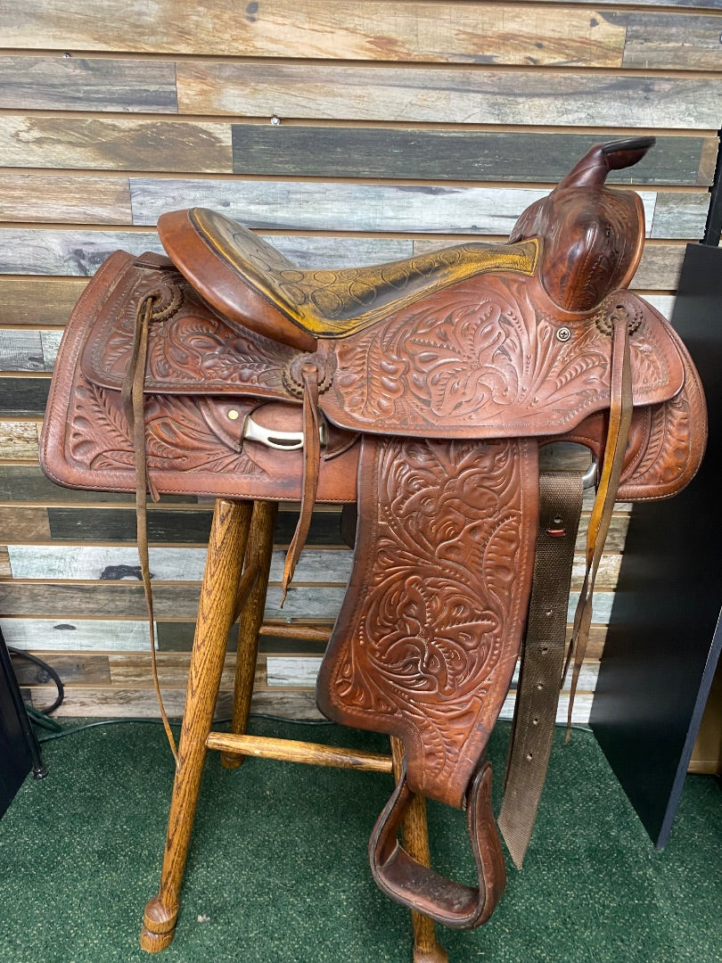 USED Western Ranch/Pleasure Floral Tooled Saddle 15" Seat 8" Gullet