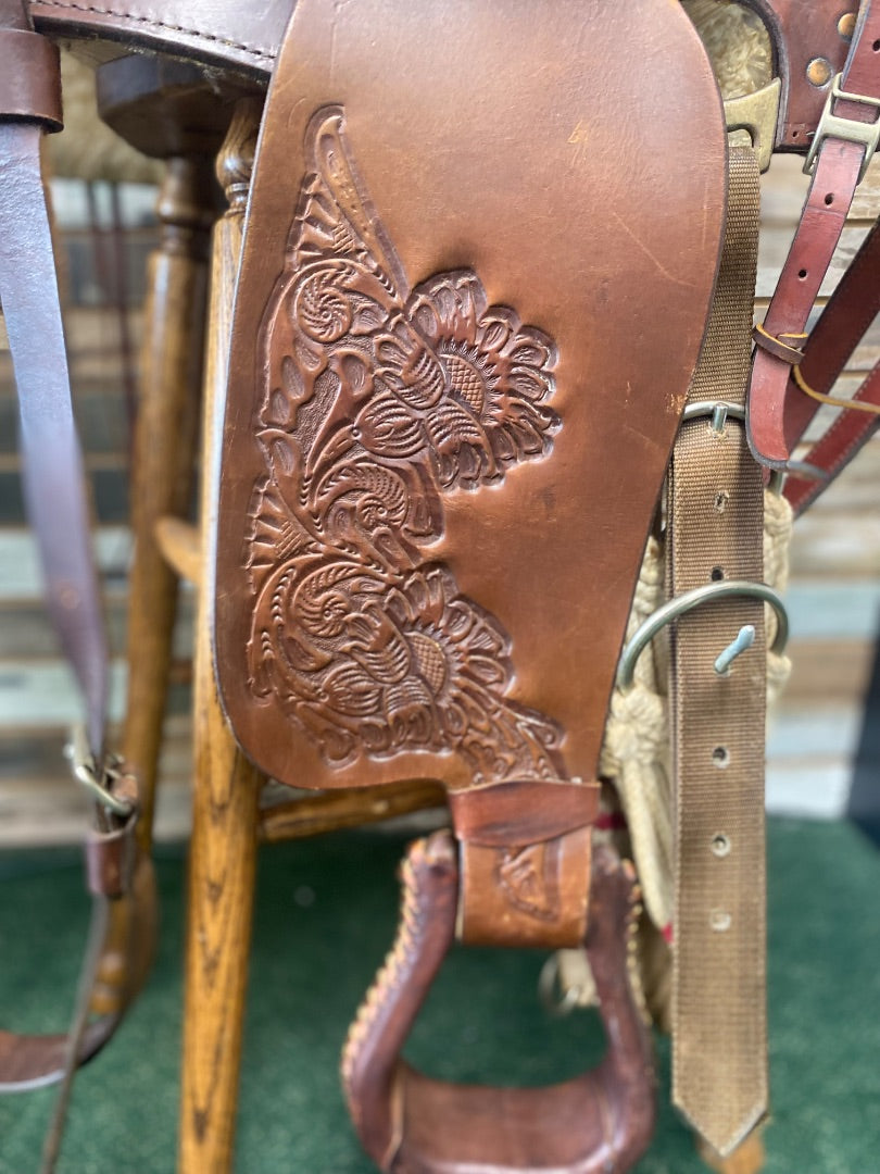 USED Simco Ranch/Pleasure Western Saddle 15” Medium Oil