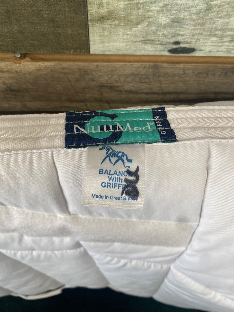 USED Balance Int. Cushion Quilt Saddle Pad White