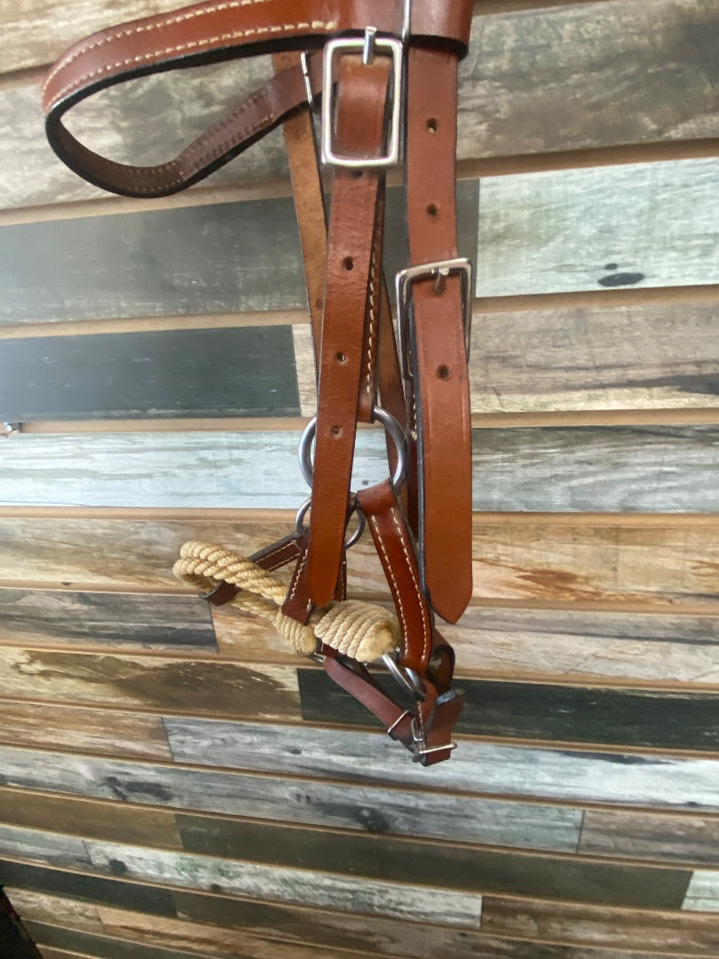 USED Bitless Bridle with Rawhide Noseband Horse Medium Oil