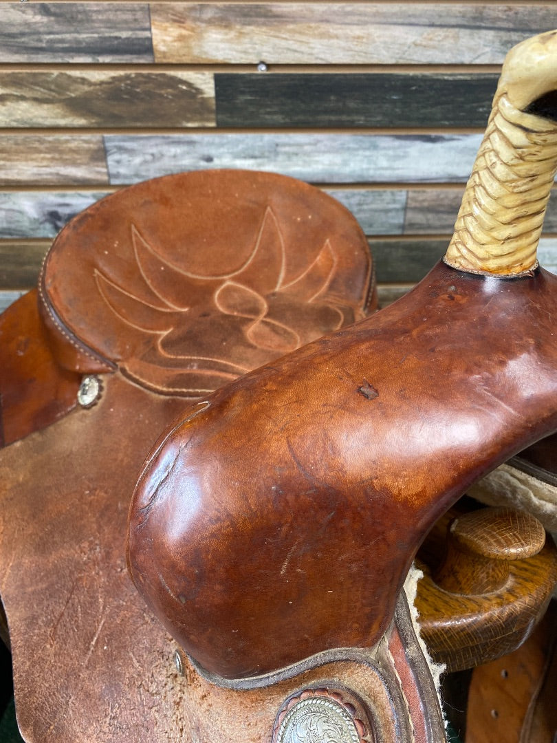 USED Blue Ridge Western Saddle 16.5" MD/O