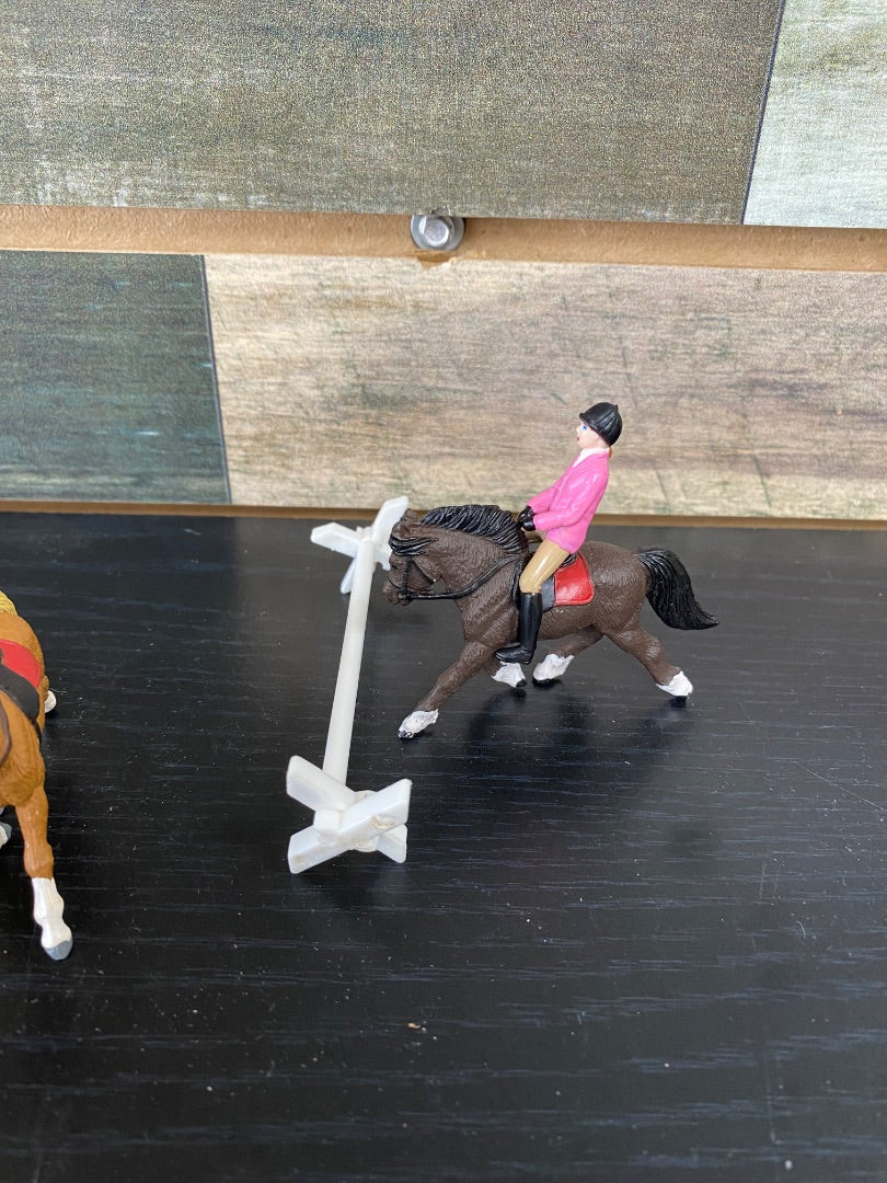 USED Toy Horse Set