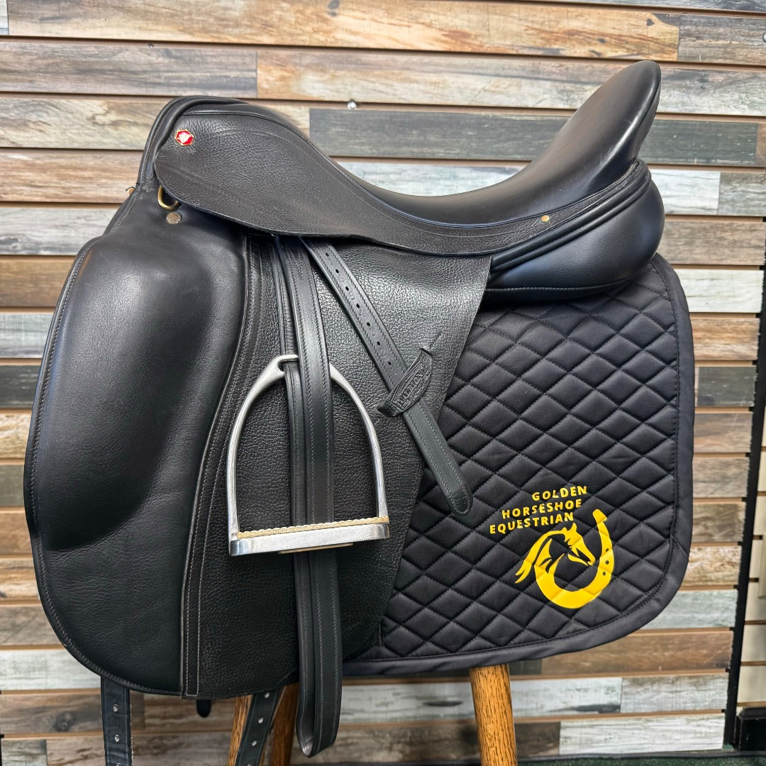 USED Albion Augusta Ultima SLK 2 Dressage Saddle 18” Black