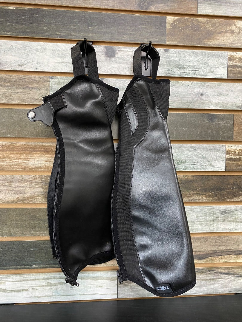 USED Saxon Ladies Half Chaps Medium Black