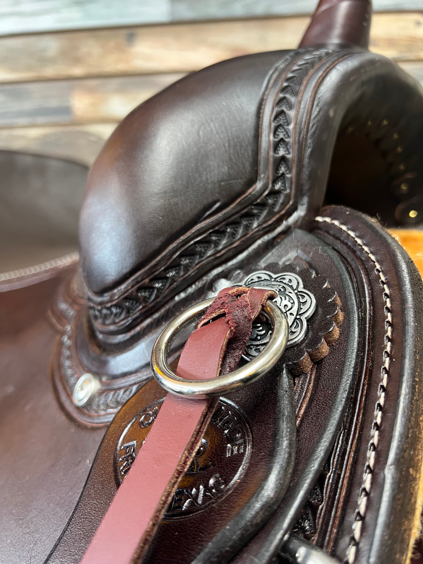 HR Flex Trail Saddle 16"