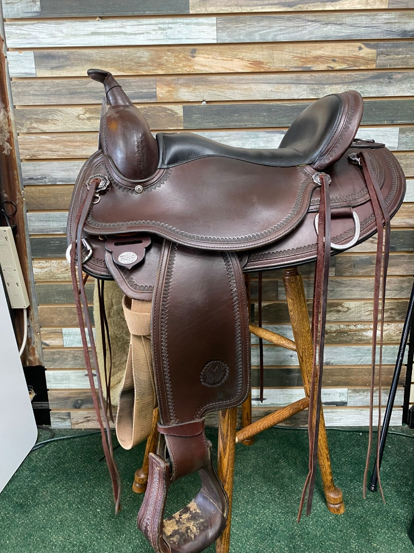 USED Circle Y Omaha Flex2 Trail Saddle 16" Dark Oil