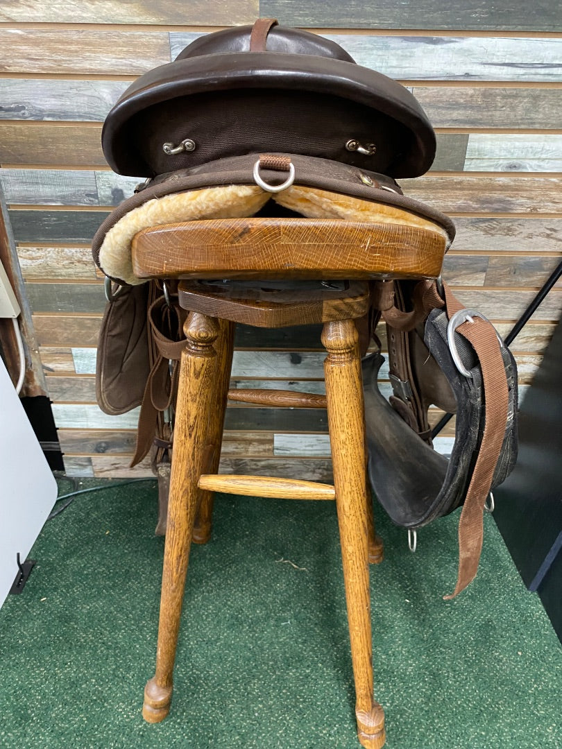 USED Big Horn Cordura Endurance Saddle | 15.5" D/O with ProChoice Neoprene Cinch 34"