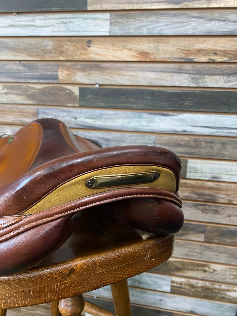 USED Presitge Eventing Saddle Short Flap 18" Chestnut