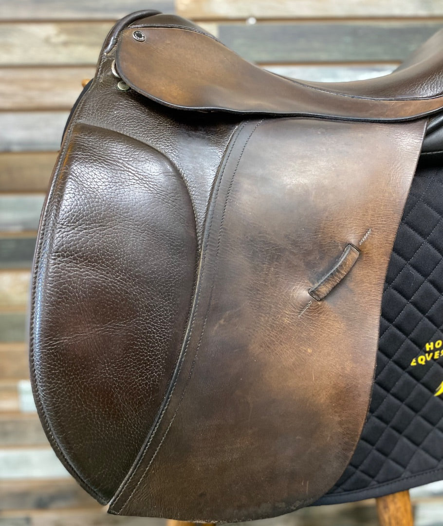 USED Black Country Springtree Dressage Saddle 17" 17" Brown