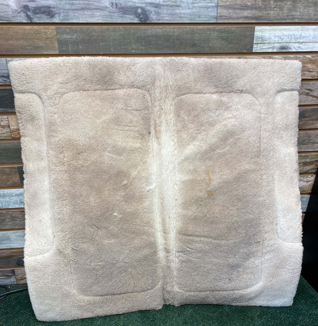USED Weaver Western Saddle Pads 30 x 32 Green