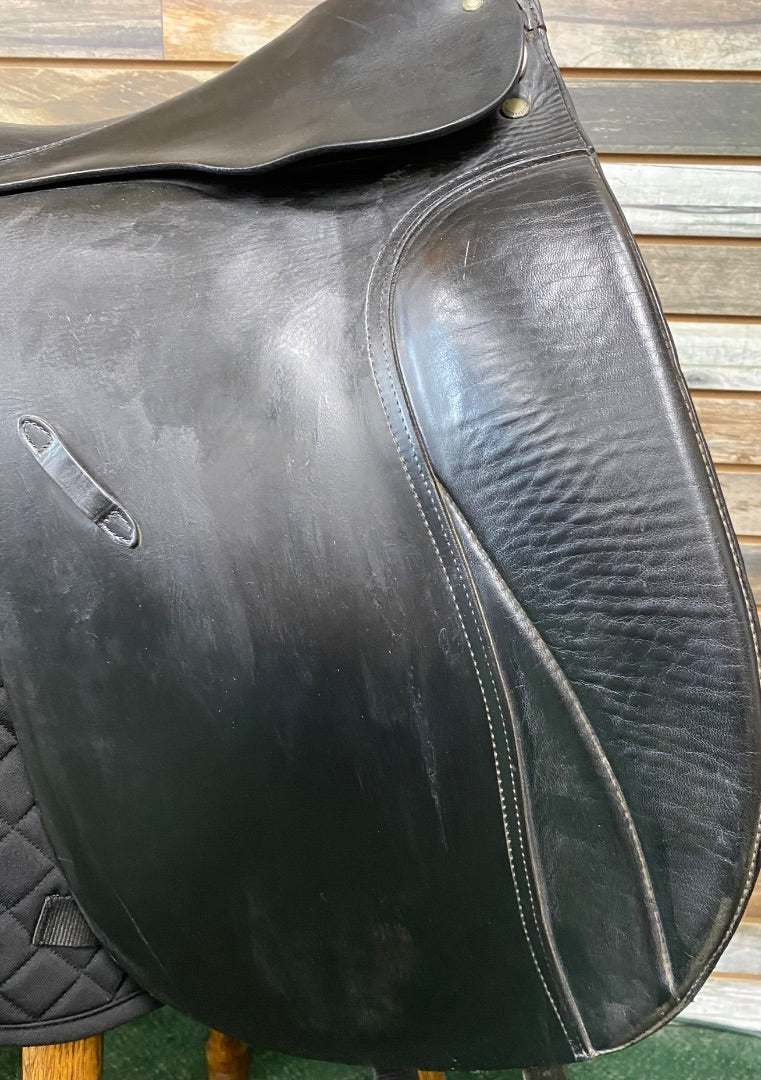 USED G. Passier & Sohn Hannover Dressage Saddle 18" Black