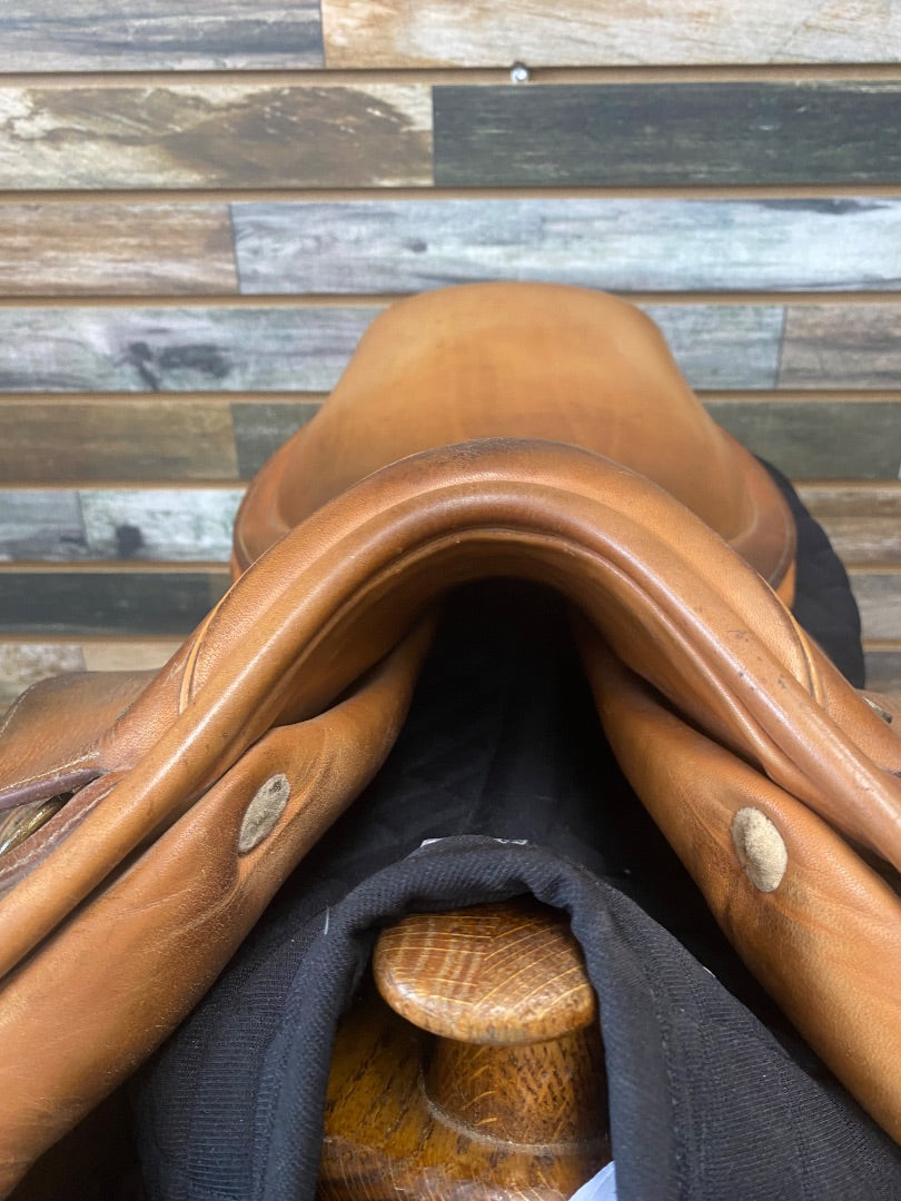 USED Crosby Close Contact English Saddle 17" Havana