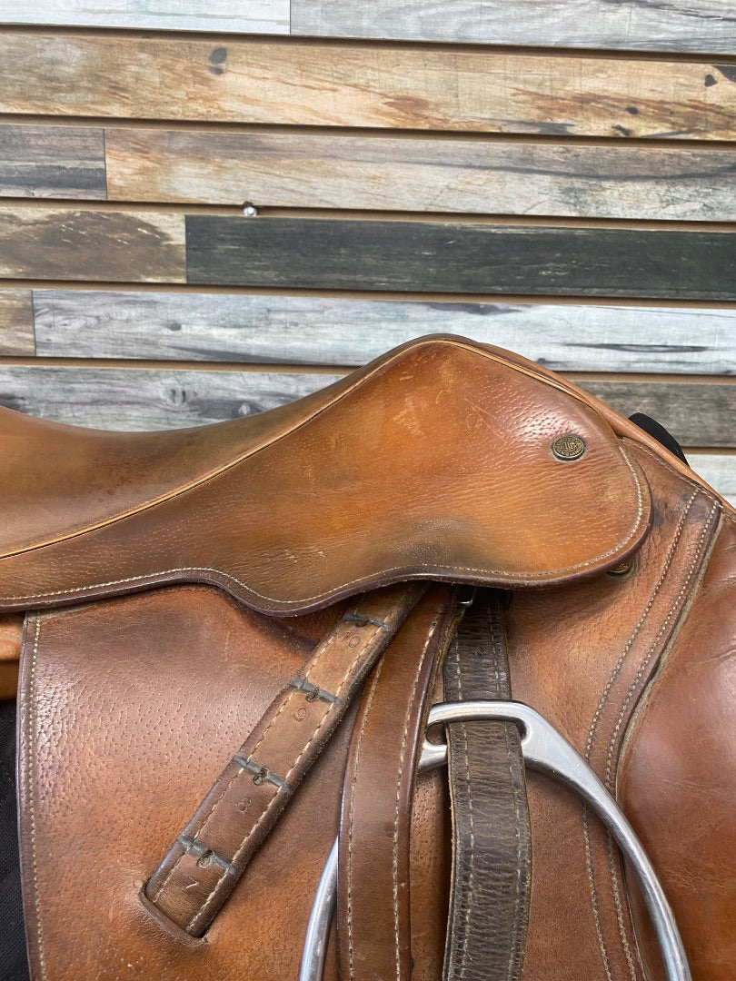 USED Crosby Close Contact English Saddle 17" Havana
