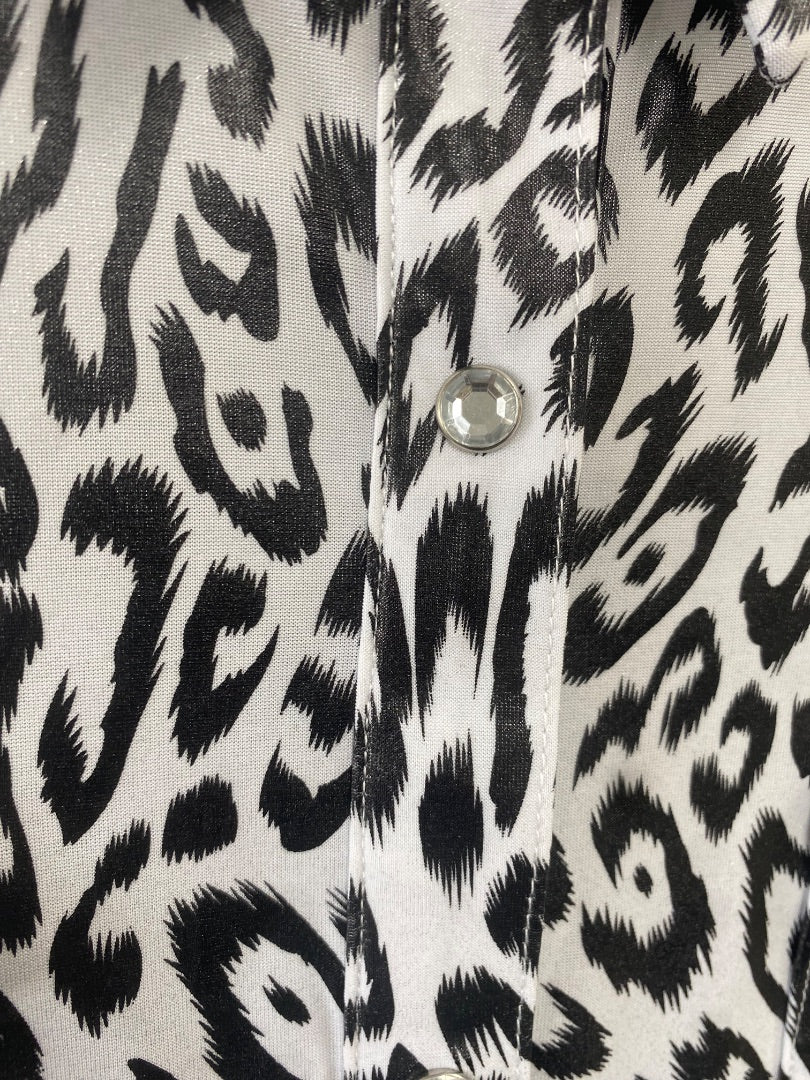 USED Roper Roper Rodeo Shirt, Snow Leopard Print Medium Black/White
