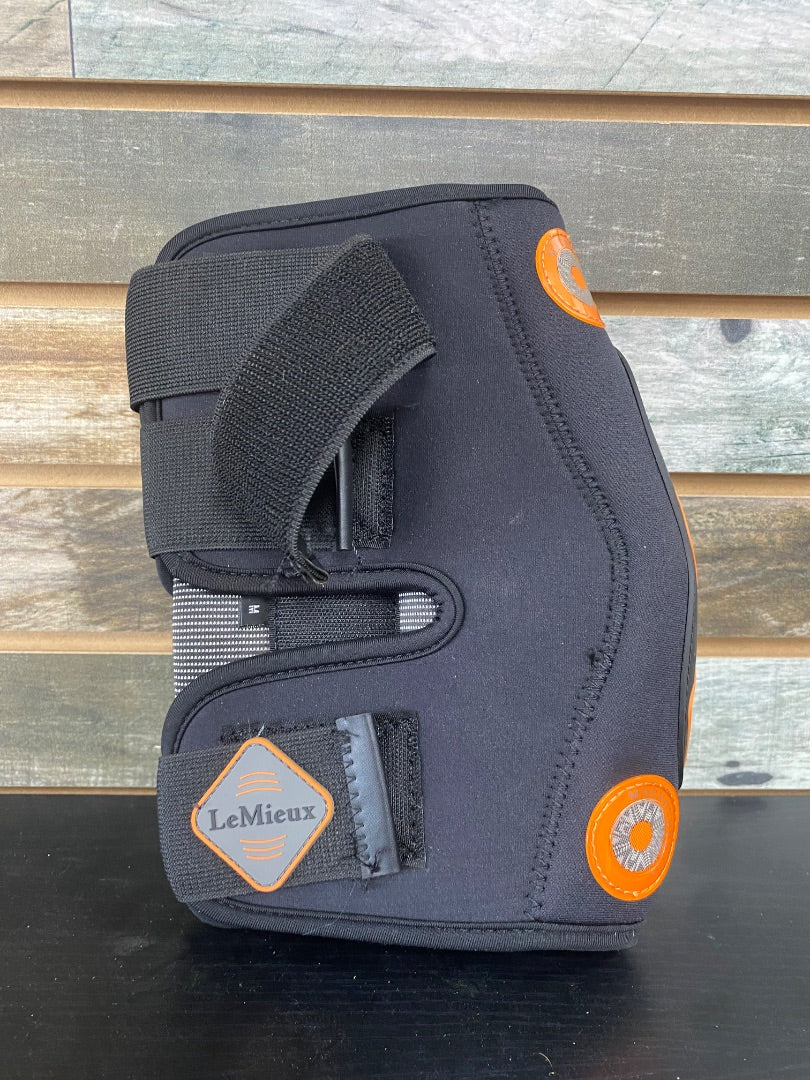 USED LeMieux Conductive Magnotherpy Hock Boots Medium