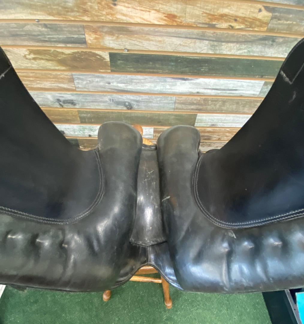 USED Bates Black Dressage English Saddle