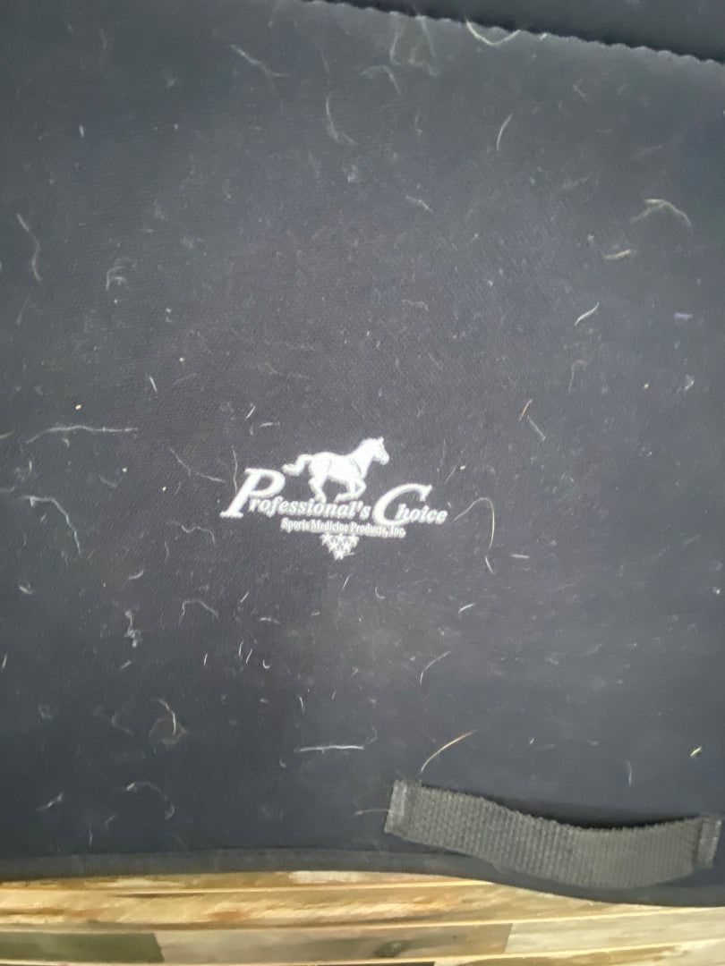 USED Professionals Choice Professionals Choice Dressage pad with Built In Half Pad Dressage Black