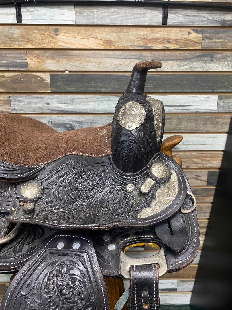 USED Youth Show Saddle 10" Seat Black