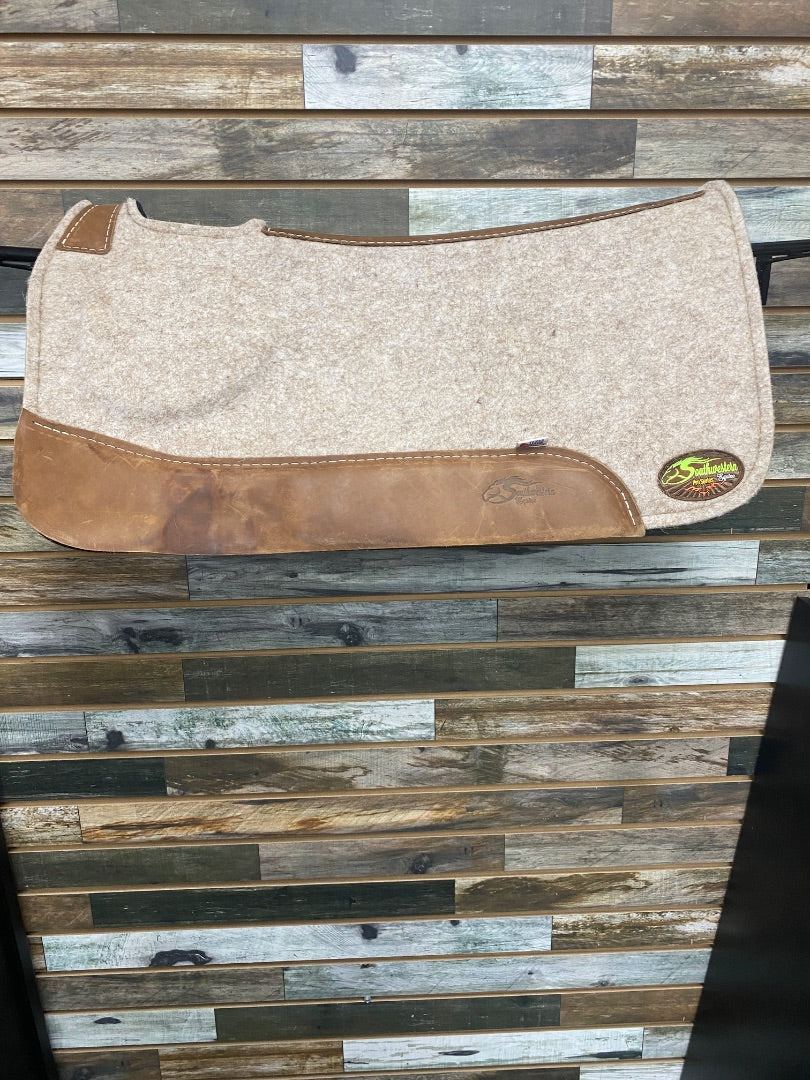USED Southwestern Equine Felt Pad w/ Shoulder Shims 28"X30"