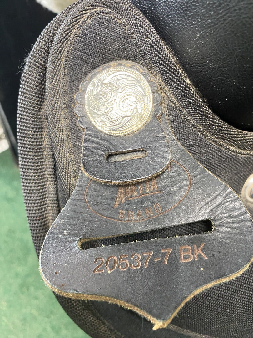 USED Abetta Western Trail Gaited Saddle 17” Black