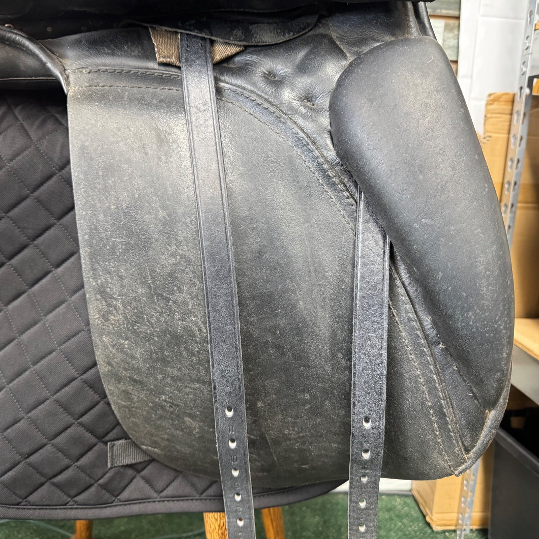 USED G. Passier & Sohn Hannover GG Extra Dressage Saddle w/ Cover 18" Black