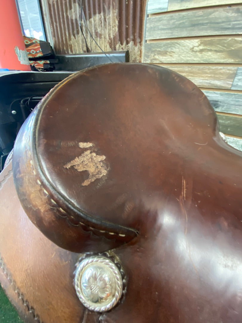 USED Coats Saddlery Cutting Saddle 17.5" Seat 6.5" Gullet Medium Oil