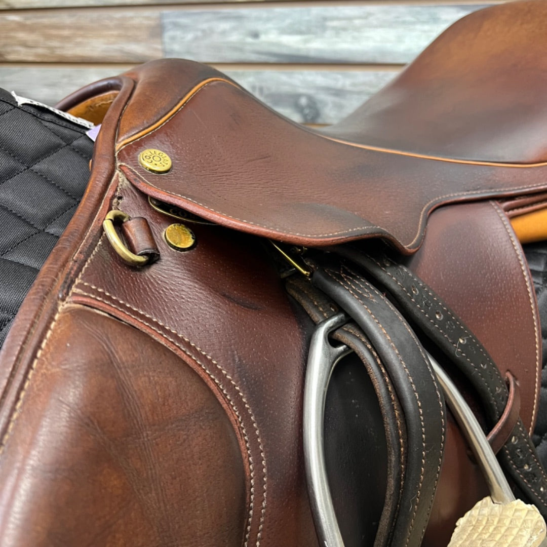 USED Collegiate English Saddle With Irons/Leathers 16.5” Medium Oil