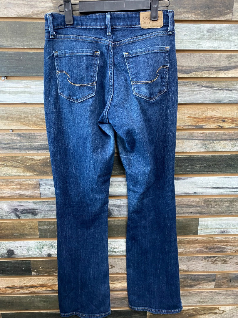 USED Levi's Midrise Bootcut Jeans W26 L32