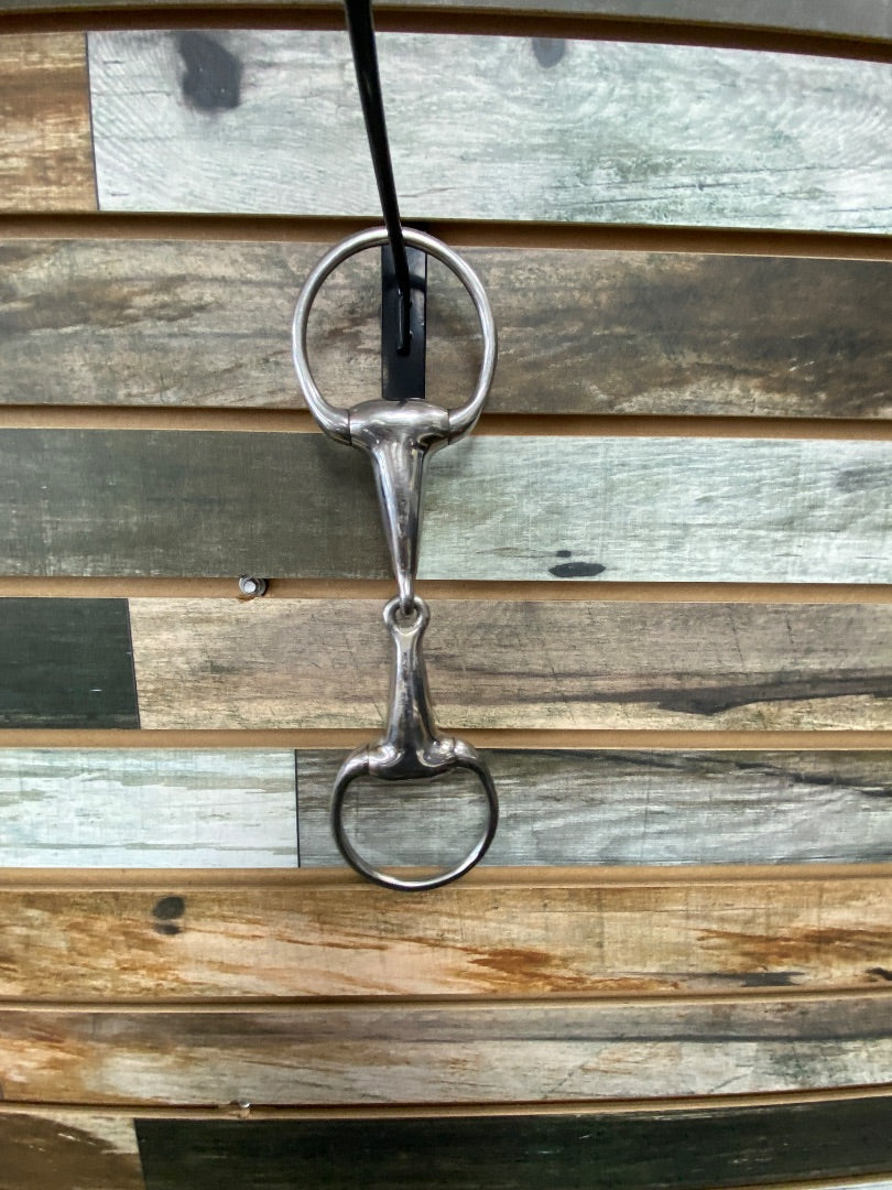 USED Eggbutt Snaffle 5"